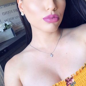 Meet your Posher, Mabel